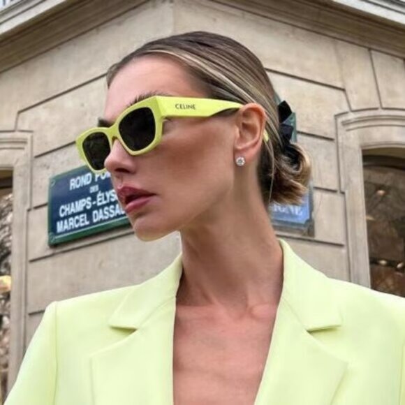 NEW CL40197U 93A  CELINE SUNGLASSES WOMEN SQUARE YELLOW EYEWEAR - Picture 1 of 5